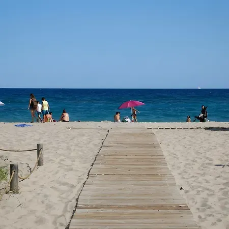 Acogedor A 10min De La Playa * Torredembarra